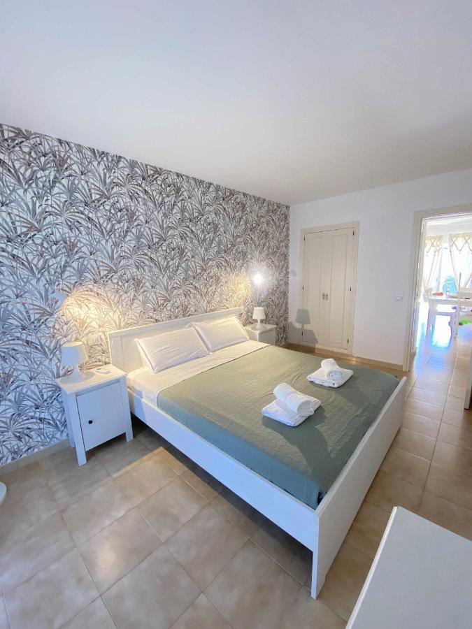 Apartamento Bajo Con Piscina Macarella Cala'N Blanes  Dış mekan fotoğraf